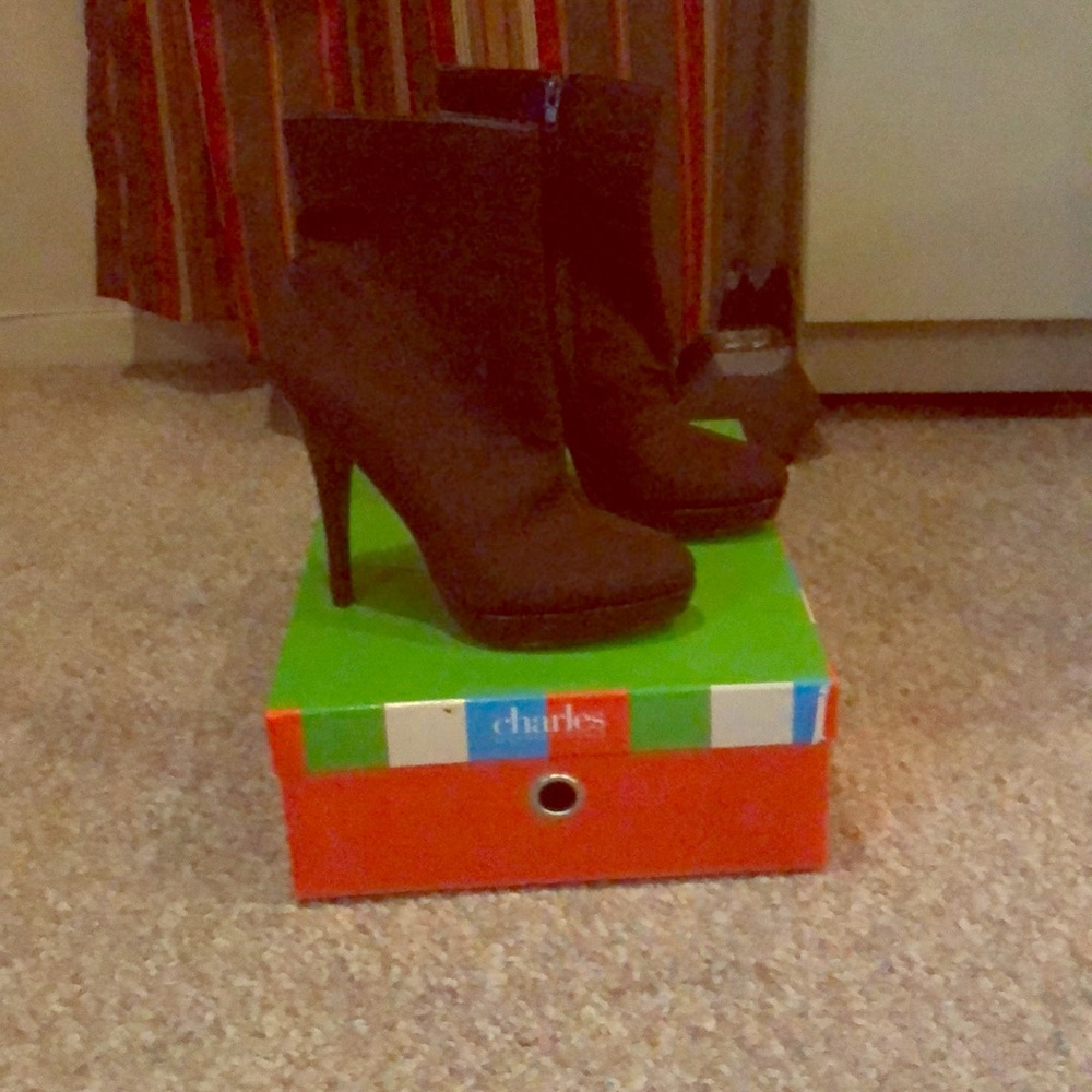 Charles David bootie shoe